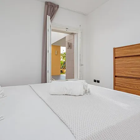 Marconi 5 Apart-hotel Golfo Aranci