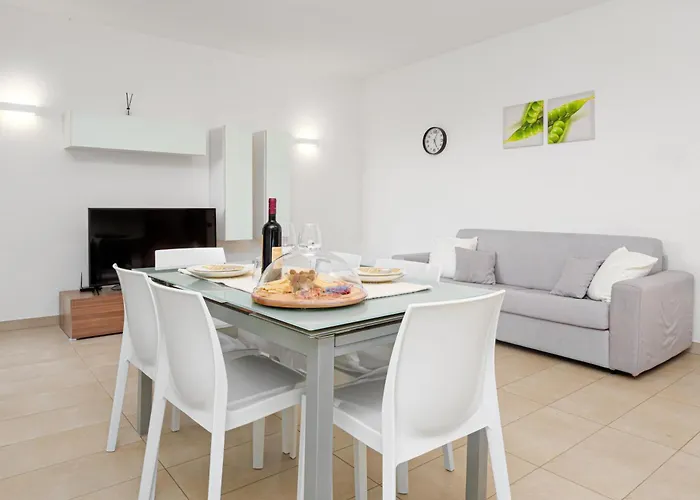 Apart-hotel Marconi 5 4*